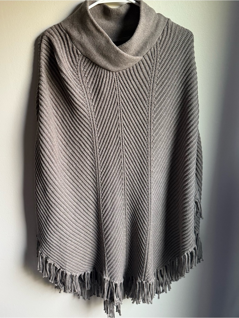Banana Republic Poncho Sweater with Fringe Size Large Soft Brown Mock Neck - Picture 2 of 5